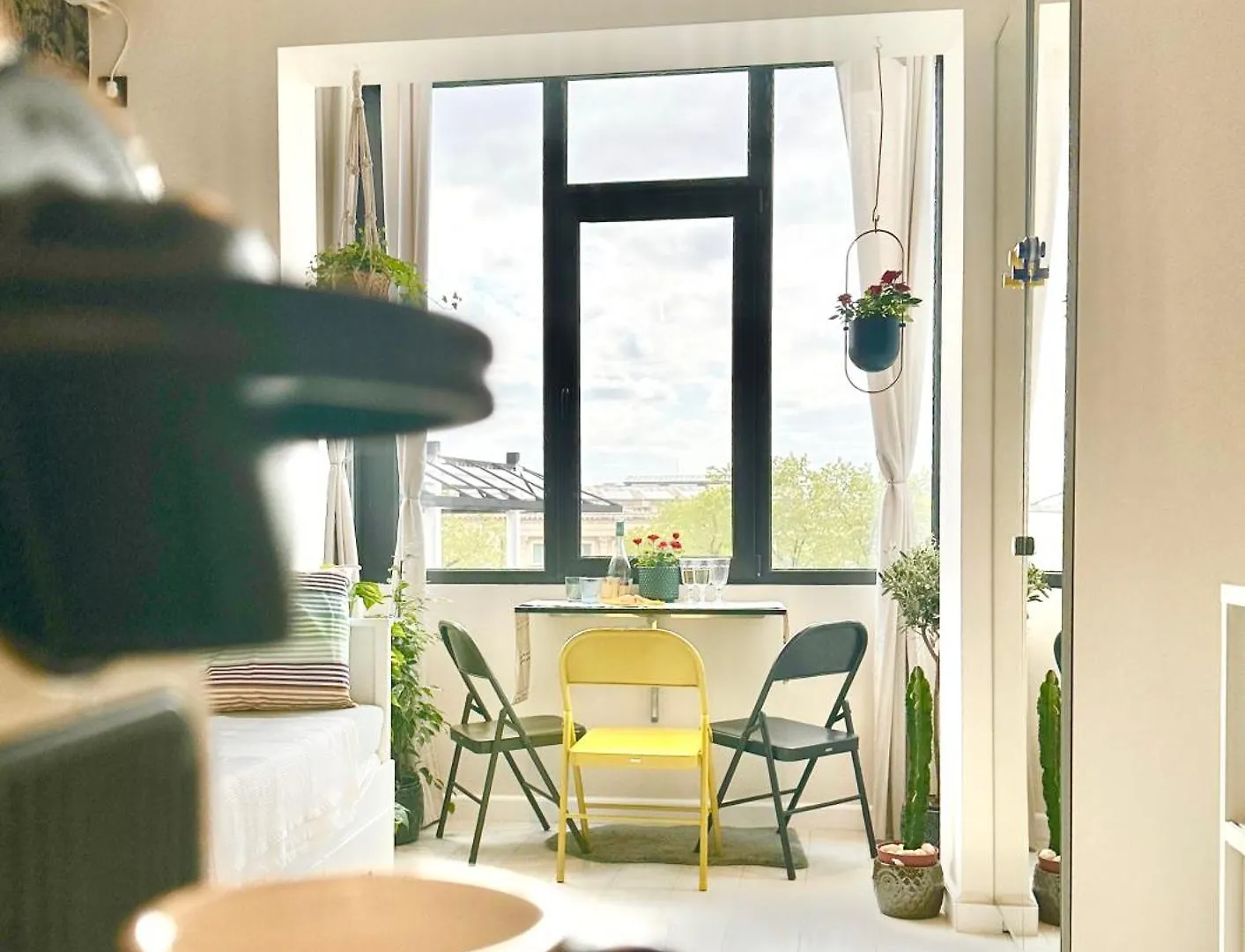 Apartament Harmony Studio - Elegant Escape Near Ateneu Bucureşti